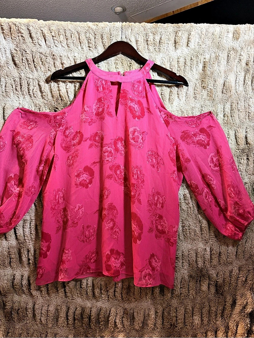 Floral Cold Shoulder Blouse in Pink XL Like New